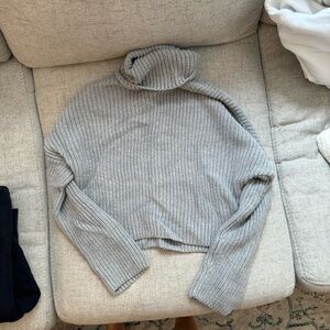 A&F turtleneck gray sweater